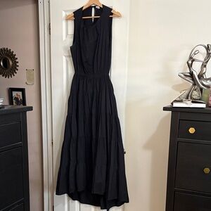 &Merci Elegant Black Sleeveless Dress
